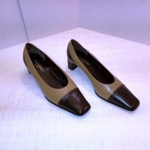 EUC. Rangoni Firenze Two Tone Pumps 8.5 C (39 EU)